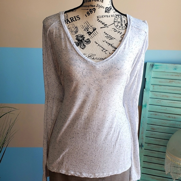 Express Lightweight Oversized Long Sleeve Tee - Picture 1 of 6